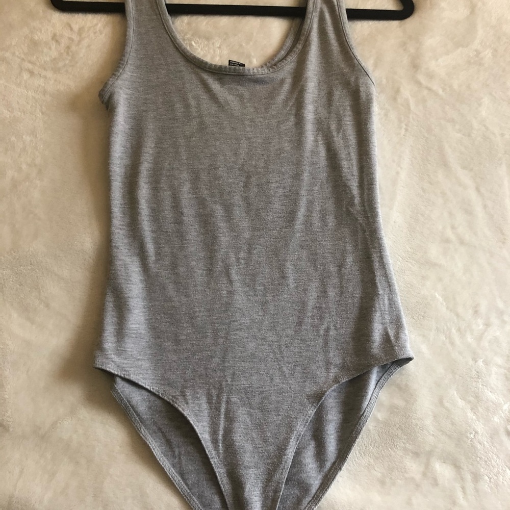 Basic gray bodysuit - Picture 3 of 5